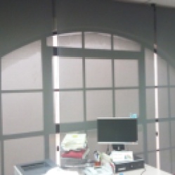 cortinas enrollabes screen en consulta medica